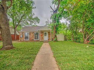 522 N Rogers Rd, Irving, TX 75061