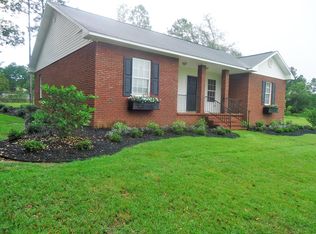 3265 Holly Rd, Marianna, FL 32446