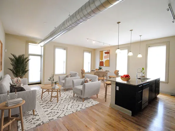 4701 McPherson, 4701 McPherson Ave #1-2E, Saint Louis, MO 63108