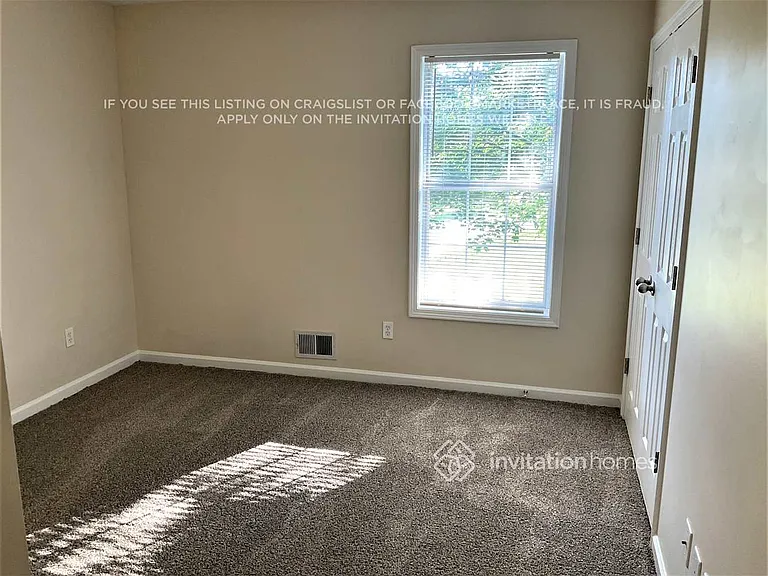 3848 Summer Leigh Ct — Photo 13