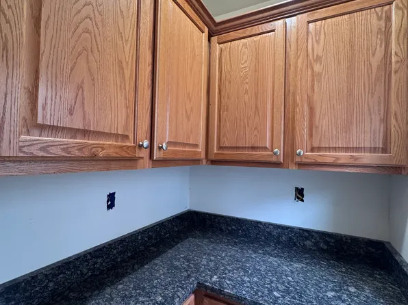 27 Carney St #1, Medford, MA 02155