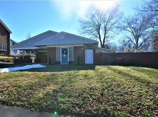 1403 Poplar St NW, Lenoir, NC 28645