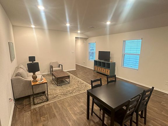 2nd image of 189 Granary Dr #1