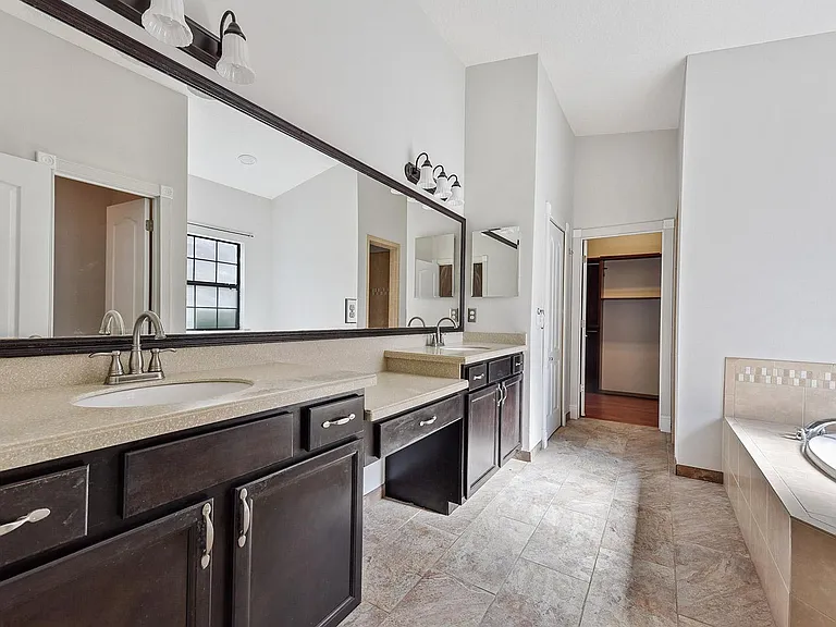 4830 Boat Landing Dr — Photo 17