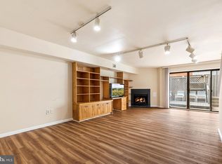 228 N 22nd St APT A, Philadelphia, PA 19103