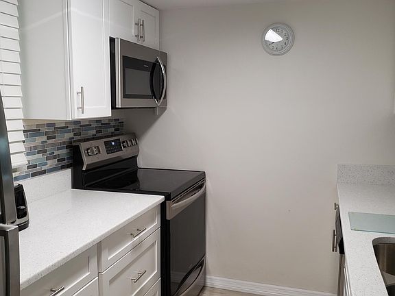 5th image of 464 N Paula Dr #212