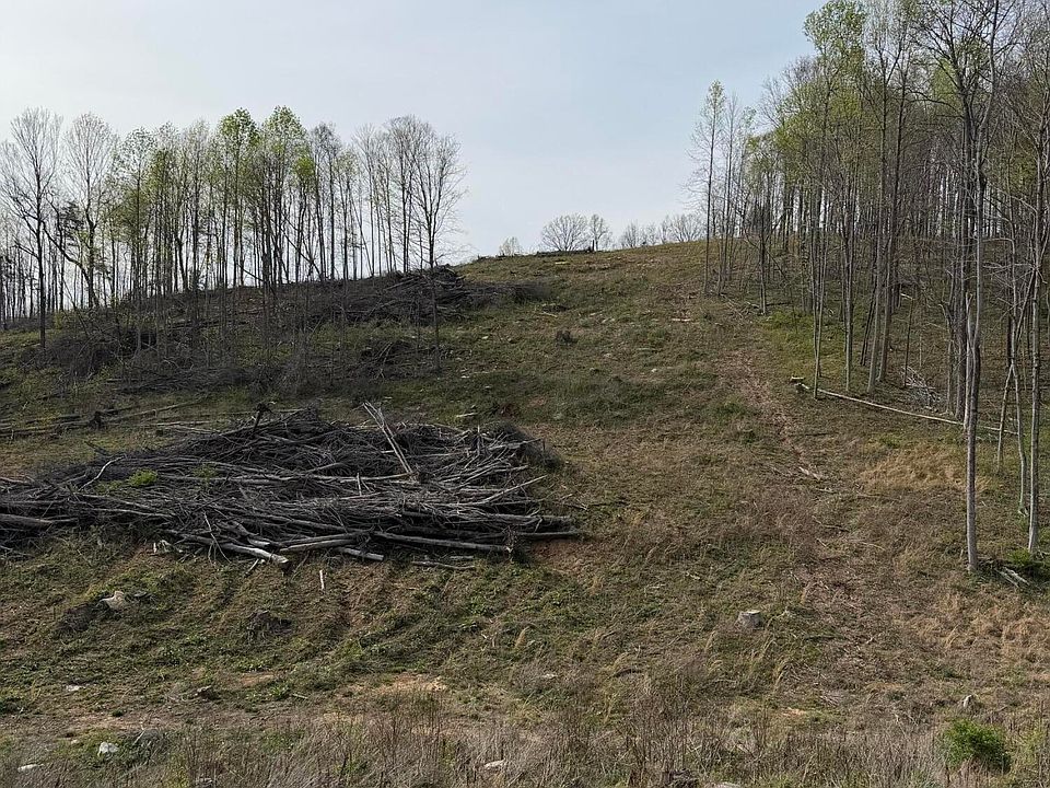 1st image of Track 4 White Rock Rd #4