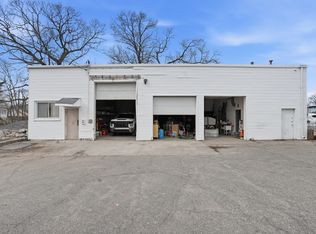 170 Armistice Blvd, Pawtucket, RI 02860