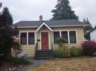 3246 42nd Ave SW, Seattle, WA 98116