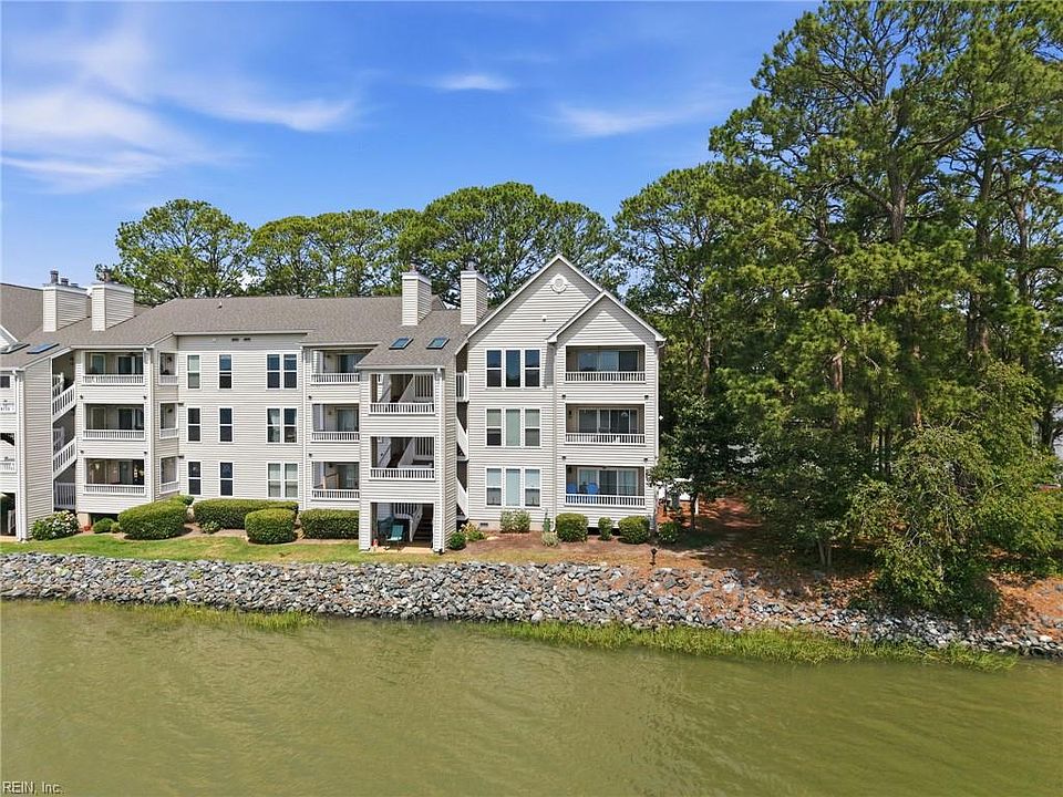 1st image of 246 Dockside Dr APT C