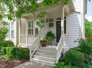 505 Village Loop Dr, Apex, NC 27502