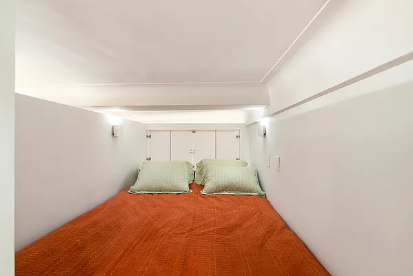 Sold by Corcoran | media 17