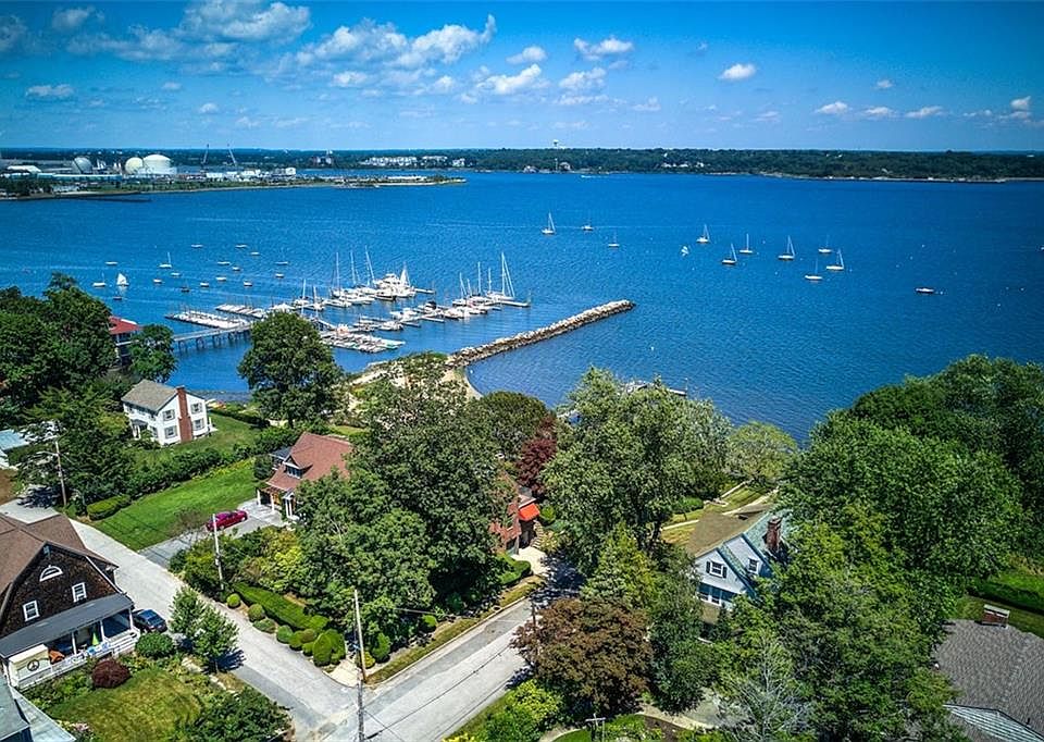 42 Bluff Ave, Cranston, RI 02905 Zillow