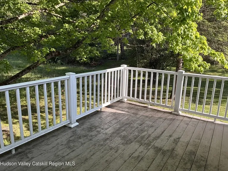 50 Pleasantview Dr — Photo 27