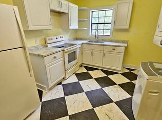 1006 Avenue I, Huntsville, TX 77320