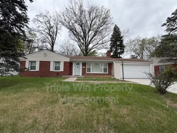 1045 N Florissant Rd, Saint Louis, MO 63135