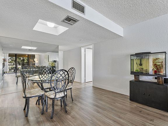 5th image of 16475 Golf Club Road #207