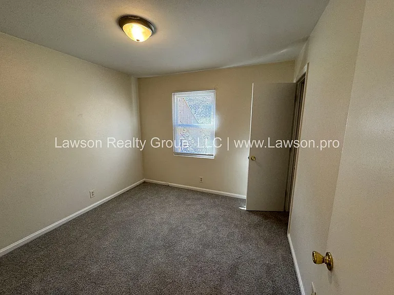 Floyd 954 — Photo 18