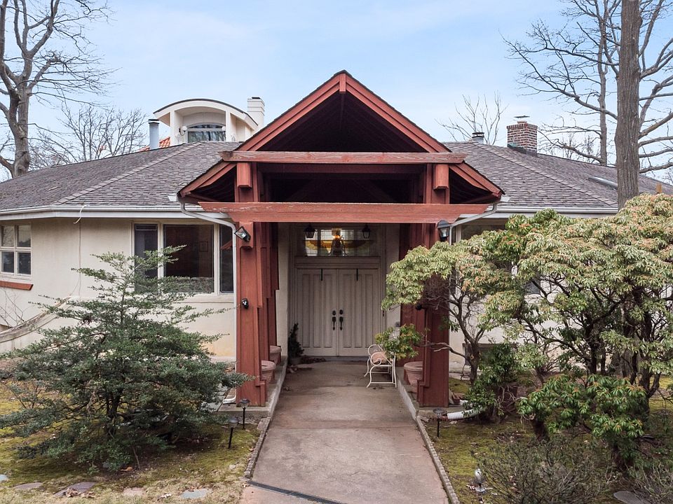 1st image of 50 Louise Ln