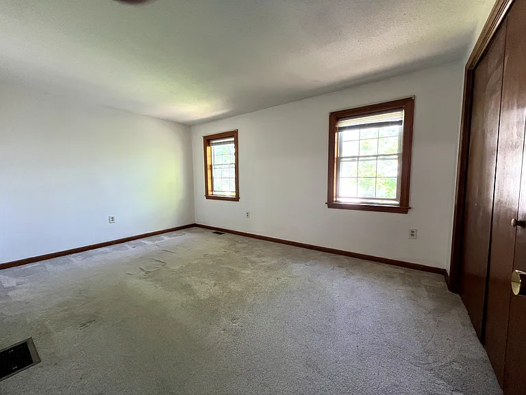 80 Smith St #2A — Photo 8