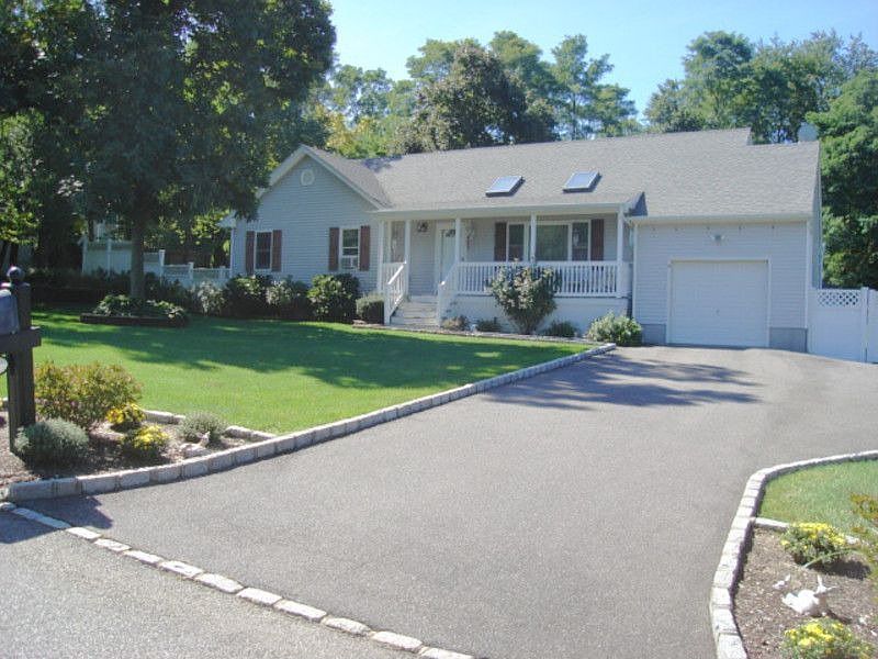 19 Soundbreeze Trl, Wading River, NY 11792 Zillow