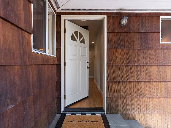5th image of 8967 Oak Grove Avenue