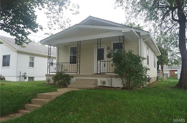 1st image of 622 Bayless Ave