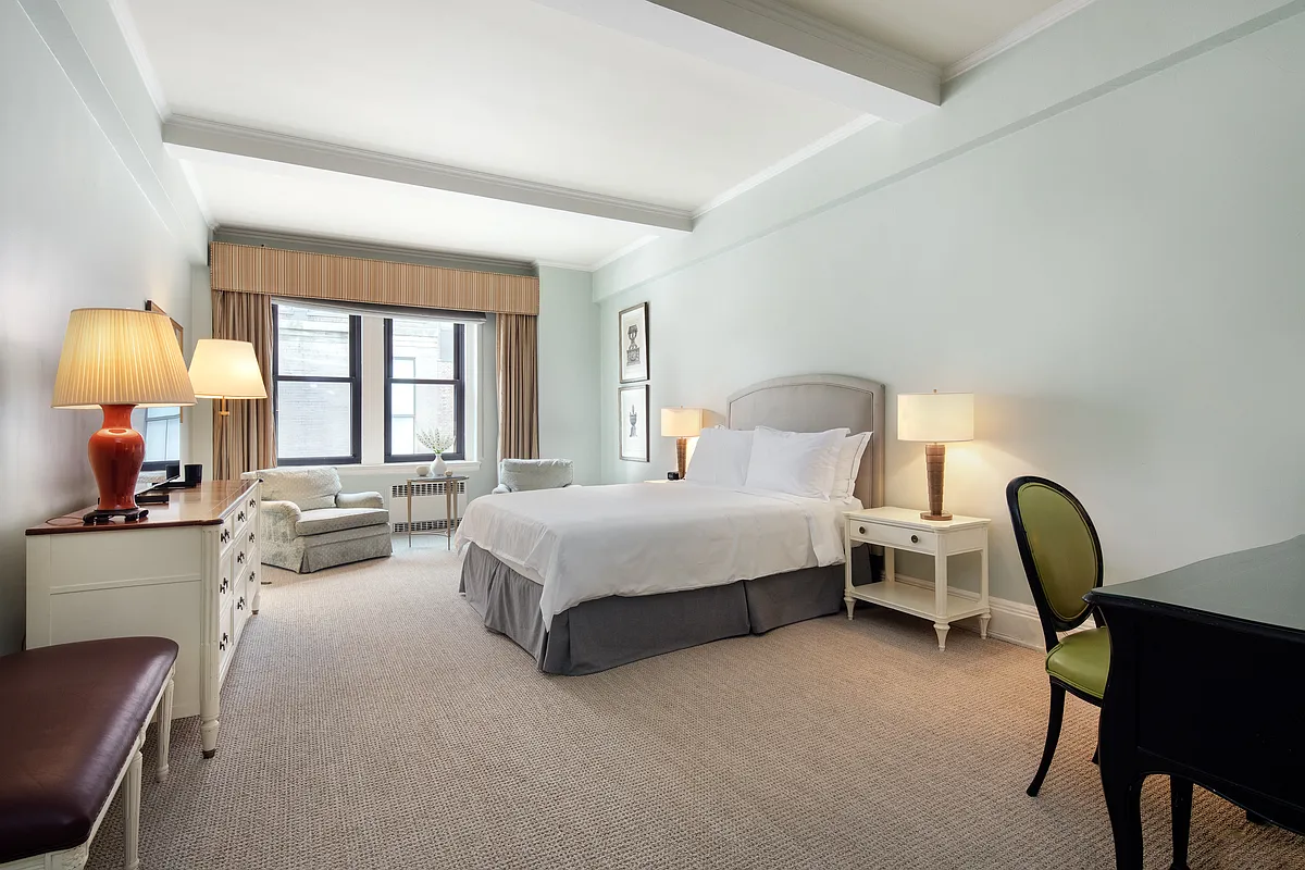 35 East 76th St Unit 1214  