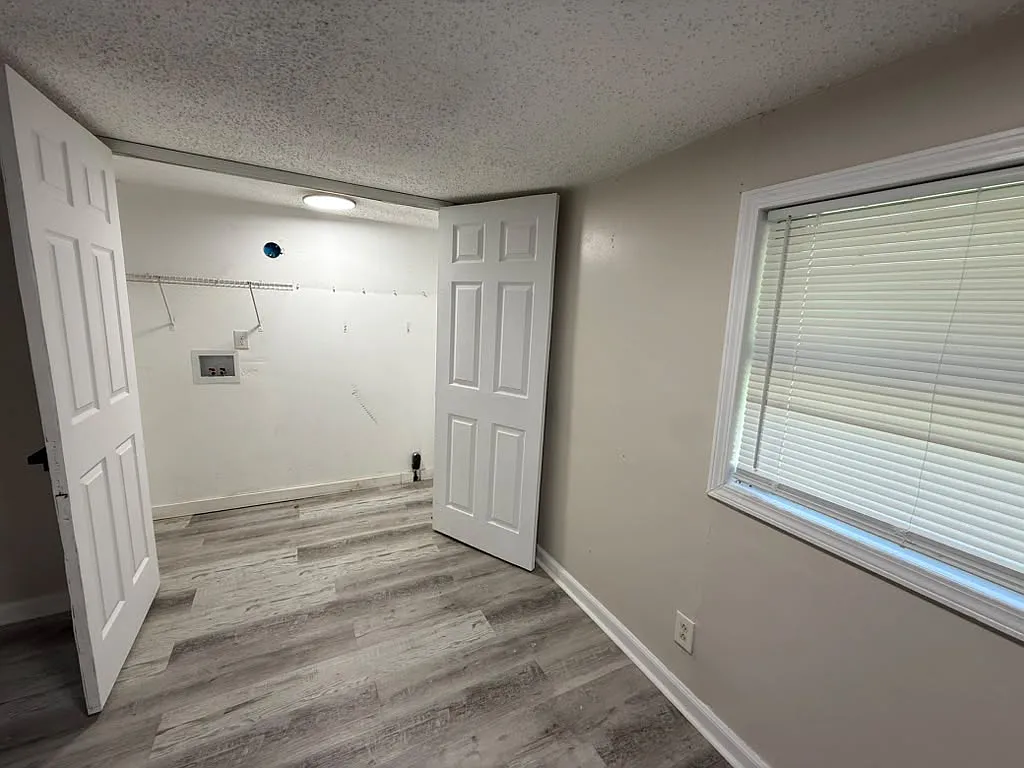 622 Cleveland St — Photo 4
