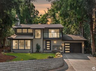 10345 36th Avenue NE, Seattle, WA 98125