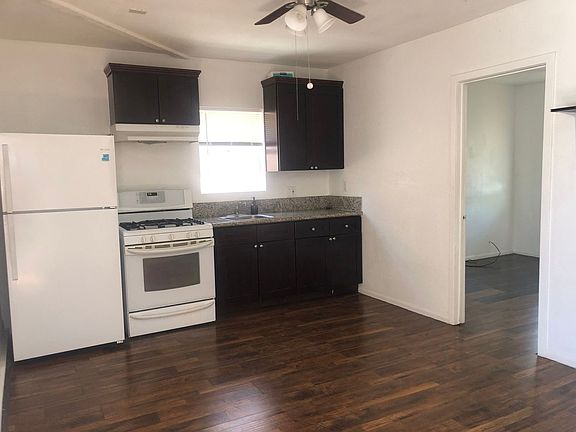 5th image of 7705 Babcock Ave