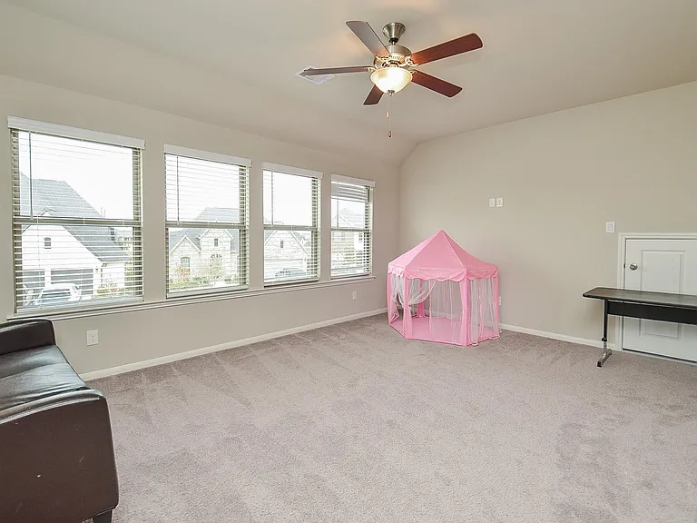 3035 Dragonlet Ln — Photo 10