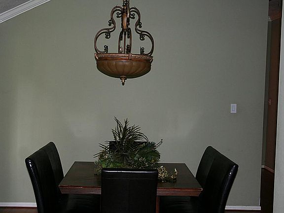 Formal dining