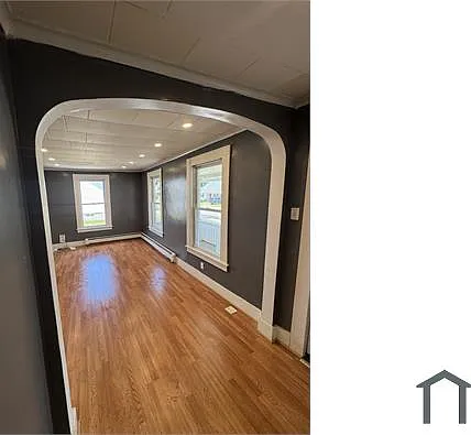 79 Tulip St #1 — Photo 6