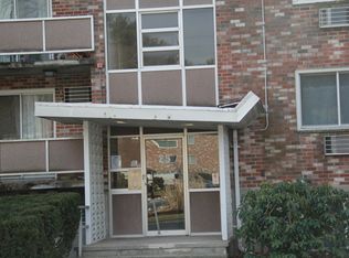 25 Lionel Ave APT D, Waltham, MA 02452