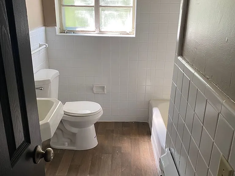 3751 Wesley Dr — Photo 5