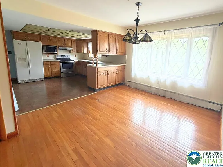 510 Zucksville Rd — Photo 7