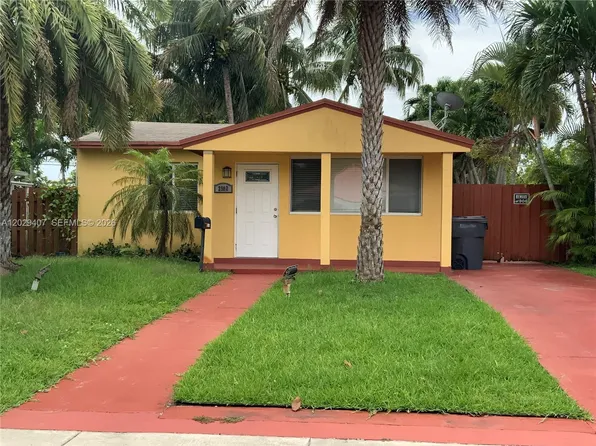 2502 Dewey St, Hollywood, FL 33020