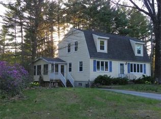 22 Seminole Dr, Pepperell, MA 01463