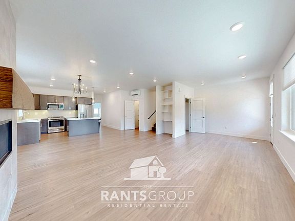 2nd image of 209 Veranda Ln SE
