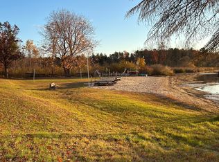 6258 Basswood Dr, Pentwater, MI 49449