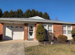 87 Lauren Ln, Brick, NJ