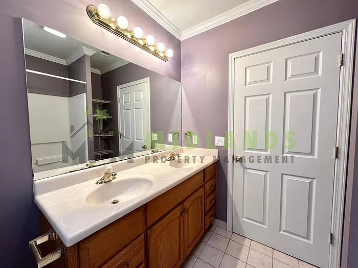 3425 Manor Ave — Photo 28