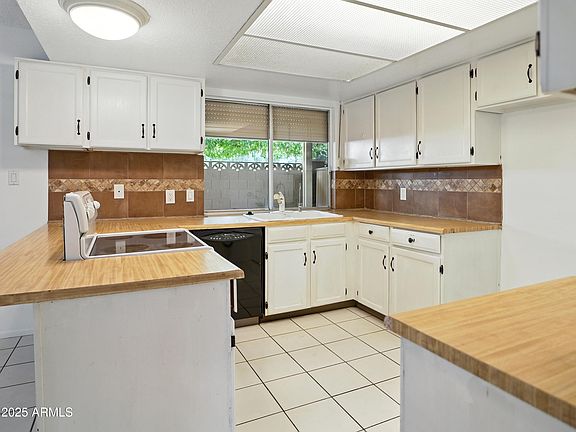 4th image of 18054 N 45th Avenue