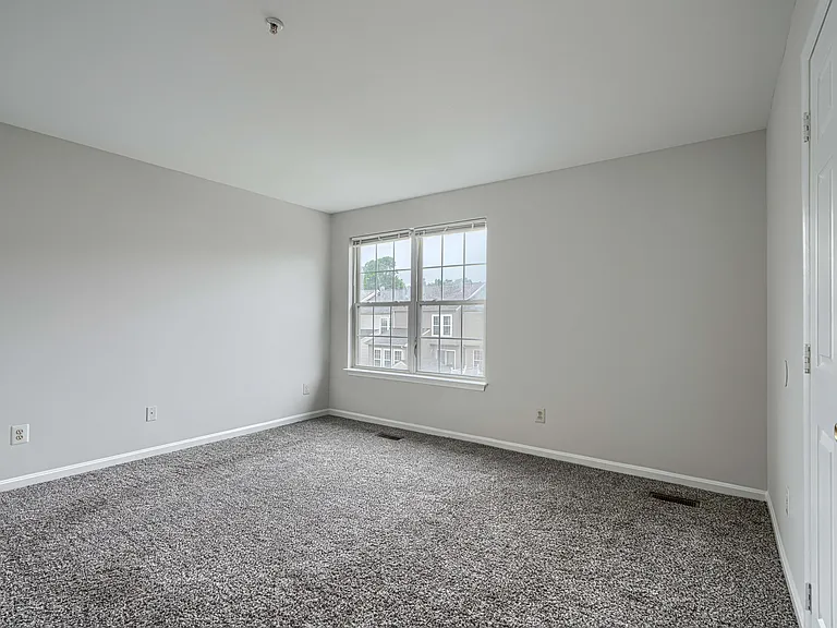 4942 Bristle Cone Cir — Photo 6