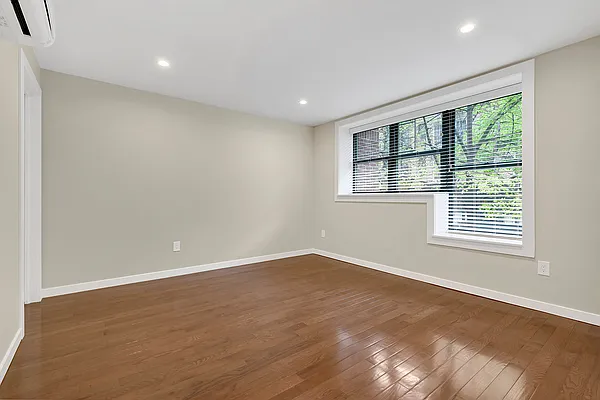 Rented by Cooper & Cooper Real Estate | media 24