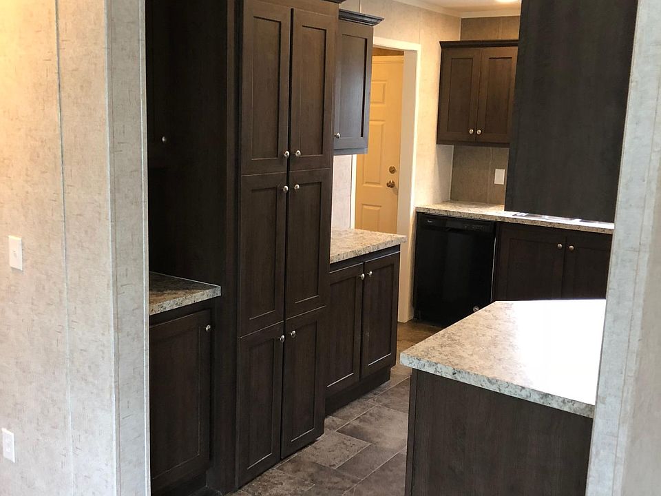 1st image of 315 Canterbury Ln #102