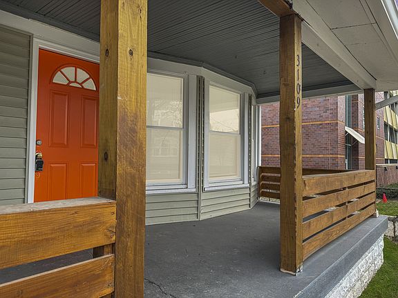2nd image of 3109 N Kenwood Ave