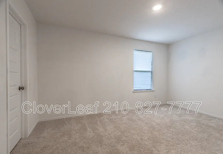 165 Acorn Cir — Photo 28