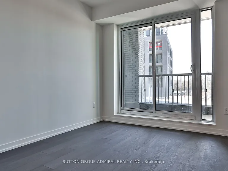 8868 Yonge St #207E — Photo 4